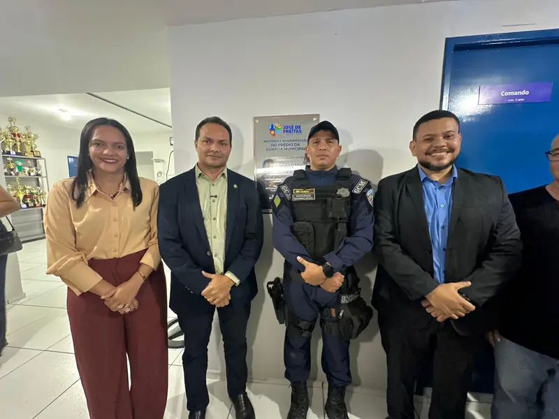 Entrega da reforma de prédio da GCM de José de Freitas