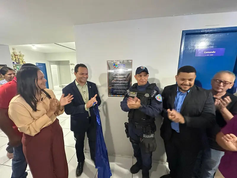 Entrega da reforma de prédio da GCM de José de Freitas