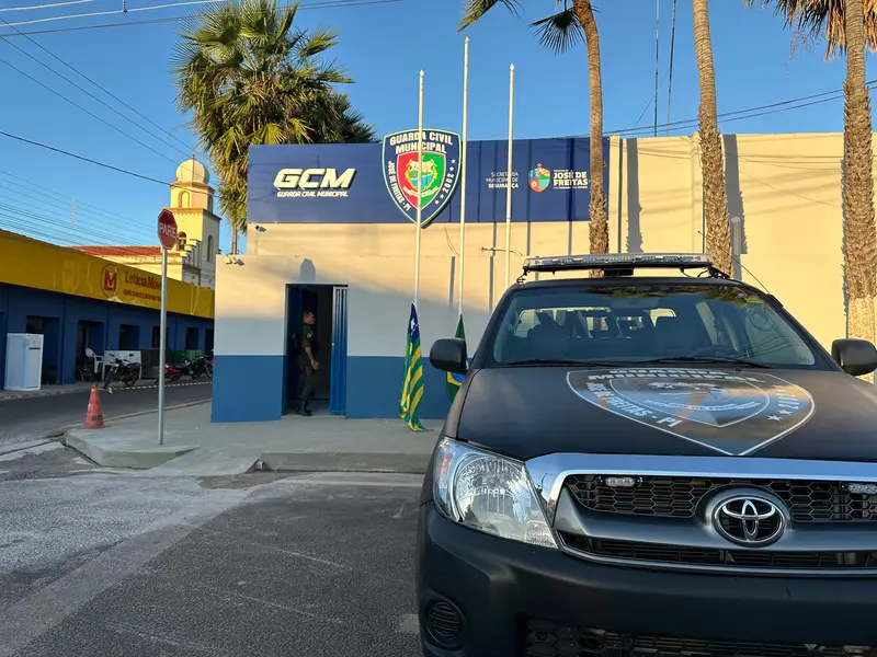 Entrega da reforma de prédio da GCM em José de Freitas