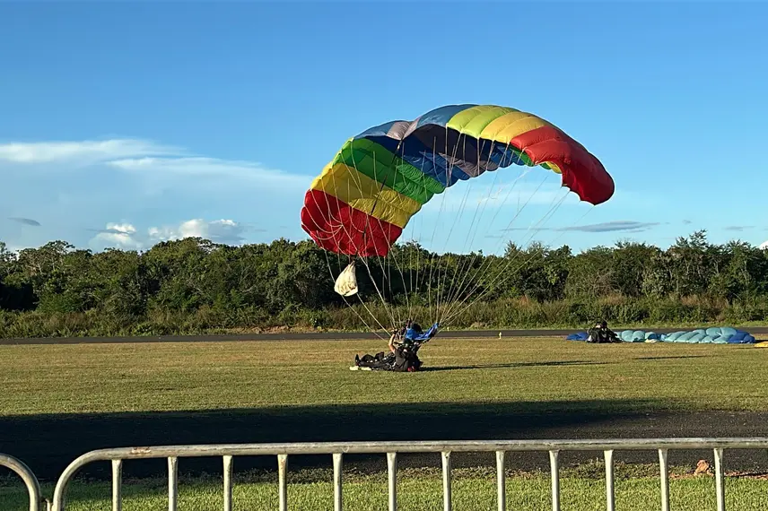 Evento 'e-Fly' reúne mais de 60 aeronaves em Altos e movimenta setor da aviação