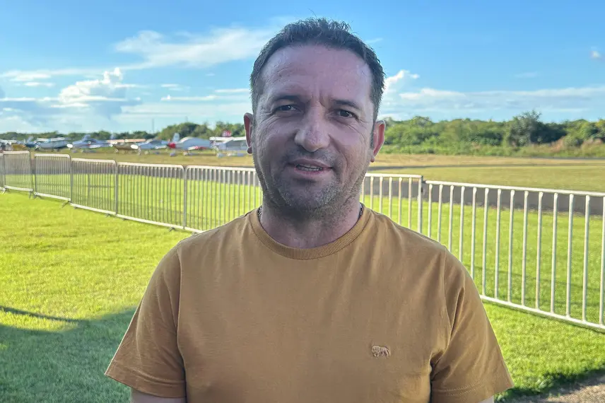 Evento 'e-Fly' reúne mais de 60 aeronaves em Altos e movimenta setor da aviação