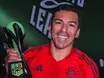 Ex-zagueiro pentacampeão Lúcio é internado após acidente doméstico