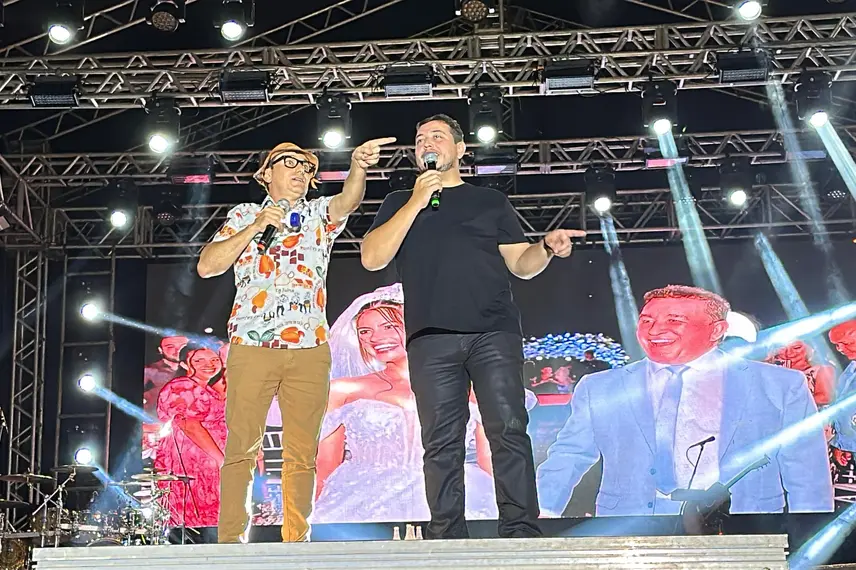 Festival Piripiri Humor & Arte inicia com grande público, risos e muita música