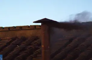 Fumaça Preta: cardeais ainda não definiram novo Papa no Vaticano (Foto: Reprodução/Vaticano)