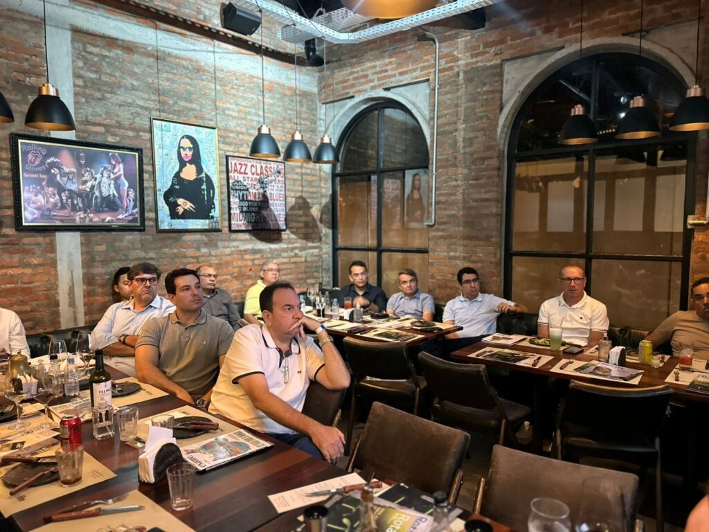 Investe Piauí apresenta estratégias de desenvolvimento econômico no Rotary Club