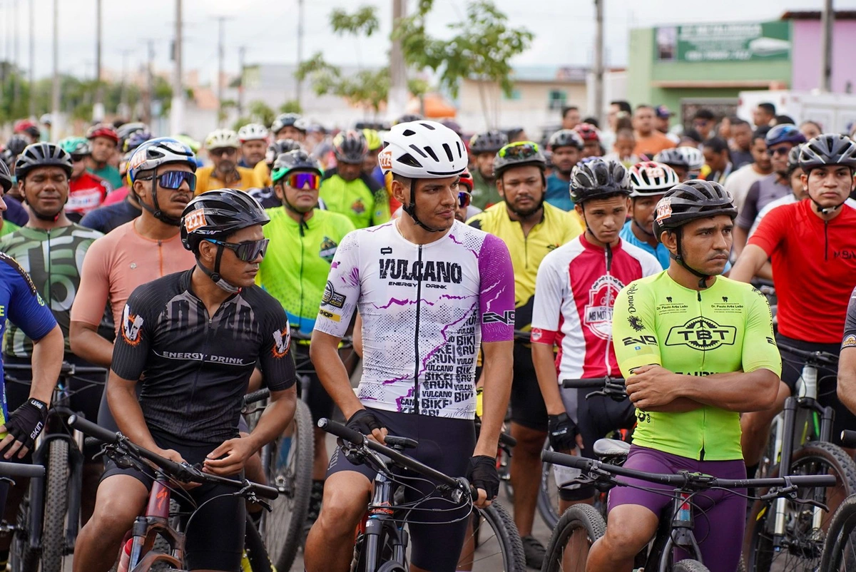 Largada da modalidade ciclismo