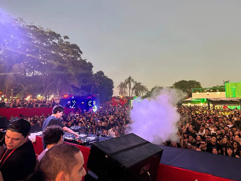 Love Again reúne multidão e se firma como uma das maiores festas eletrônicas do PI