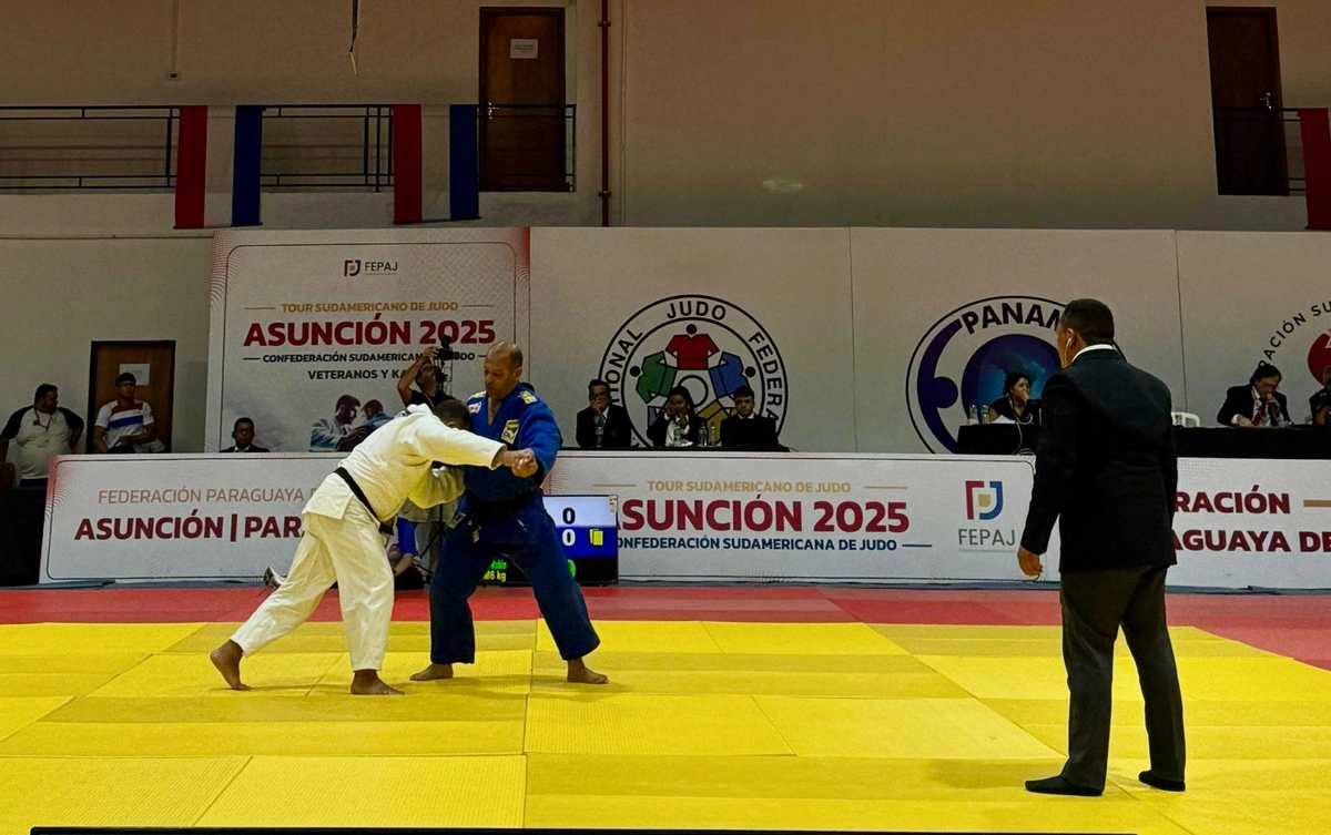 No Paraguai, Queiroz Filho conquista medalha e homenageia o pai, Abdias Queiroz