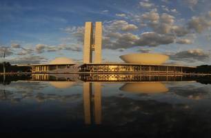 O fim da reeleição para o Poder Executivo e a coincidência de mandatos (Foto: Reprodução / Agência Brasil) O fim da reeleição para o Poder Executivo e a coincidência de mandatos (Foto: Reprodução / Agência Brasil)