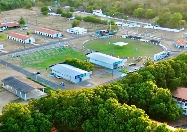 Parque de Exposições Dirceu Arcoverde