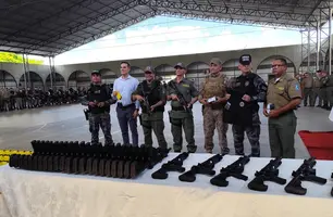 PM entrega novos equipamentos e fuzis para unidades de Teresina e região (Foto: Conecta Piauí)