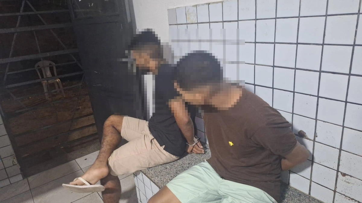 PM prende dupla armada e cumpre mandado de prisão no zona Sudeste de Teresina