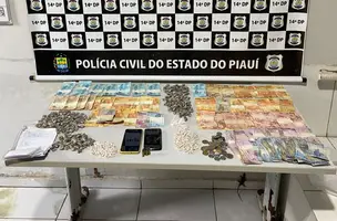 Polícia apreende mais de 500 porções de maconha e crack durante operação em Altos (Foto: Reprodução/SSP)