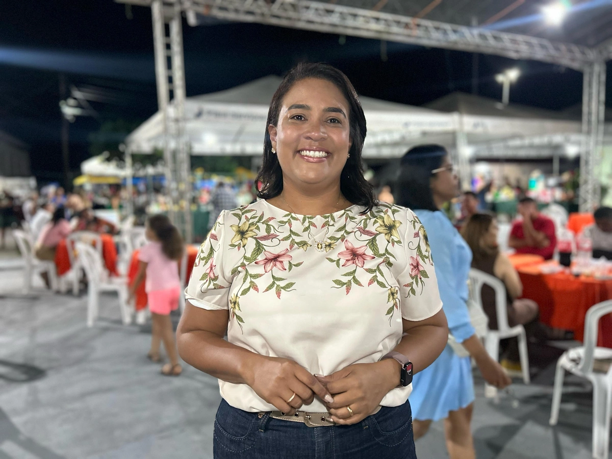 Prefeita de Lagoa do Piauí, Camila Barbosa