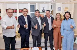 Prefeito de Caxingó busca investimentos em encontro com governador Rafael Fonteles (Foto: Reprodução)