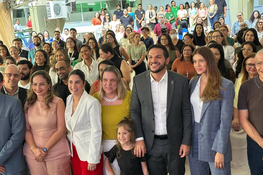 Secretário Washington Bandeira inaugura reforma da sede da Seduc Secretário Washington Bandeira inaugura reforma da sede da Seduc