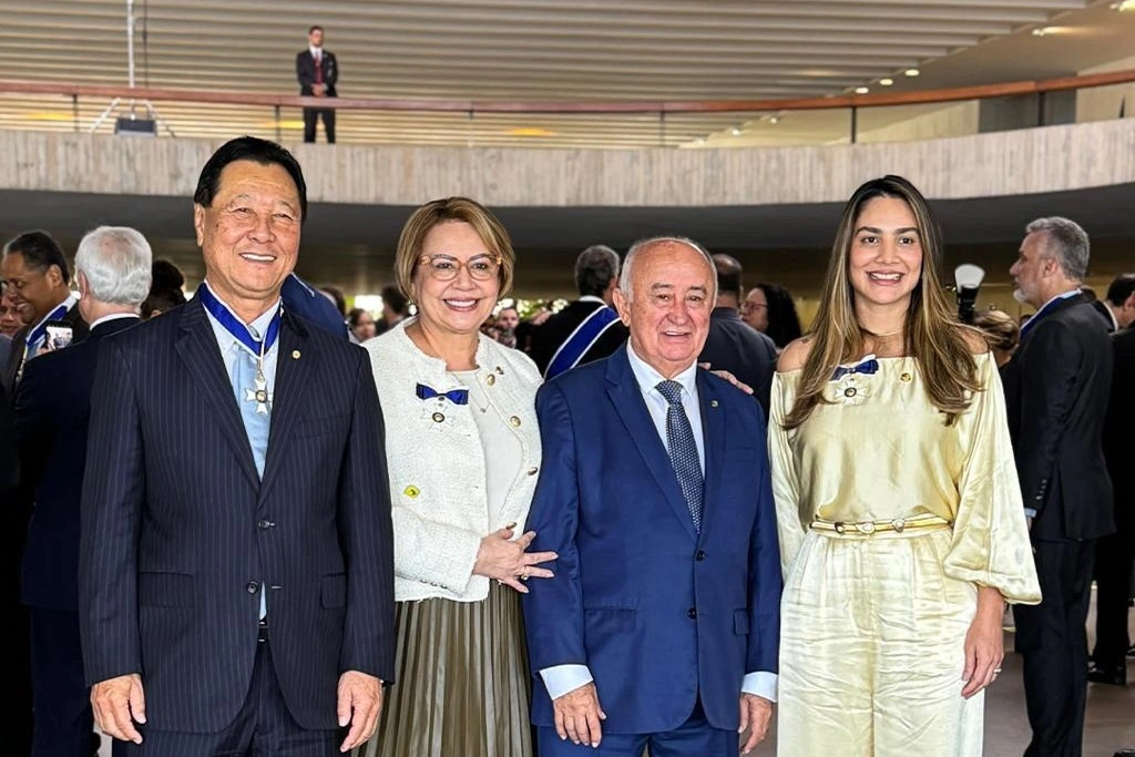 Senadora Jussara Lima recebe a mais alta condecoração da Ordem de Rio Branco