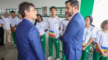 Severo Eulálio visita escola referência em educação integral no Piauí (Foto: ASCOM)
