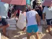 Show da Lady Gaga: sacos de areia e preços exorbitantes tomam conta de Copacabana