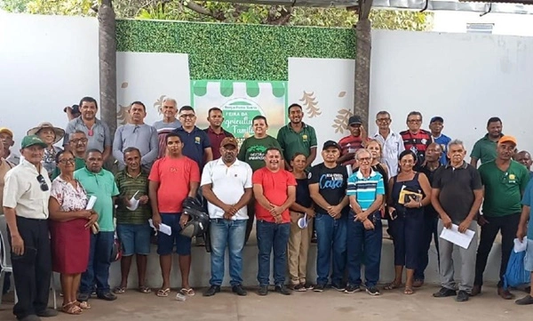 Sindicato de agricultores discute animais soltos em Timon