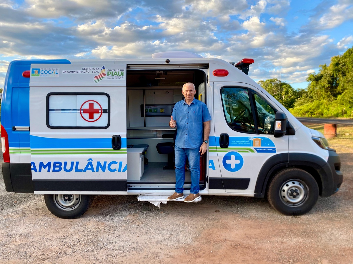 Cocal do Piauí recebe novas ambulâncias com apoio de Tiago Vasconcelos