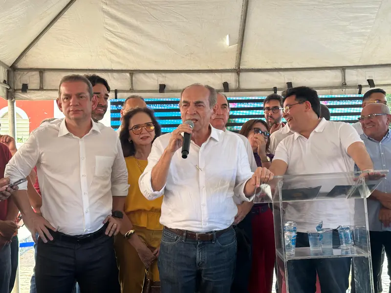 Governador entrega reforma do CETI Jacob Demes em Floriano com investimento de R$ 1,9 mi