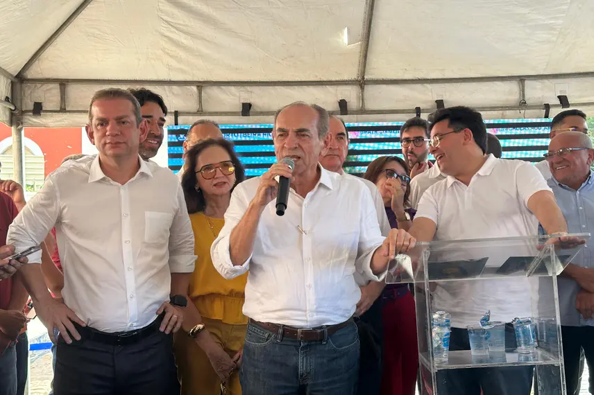 Governador entrega reforma do CETI Jacob Demes em Floriano com investimento de R$ 1,9 mi