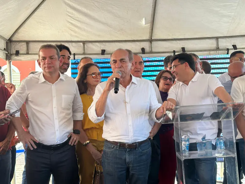 Governador entrega reforma do CETI Jacob Demes em Floriano com investimento de R$ 1,9 mi