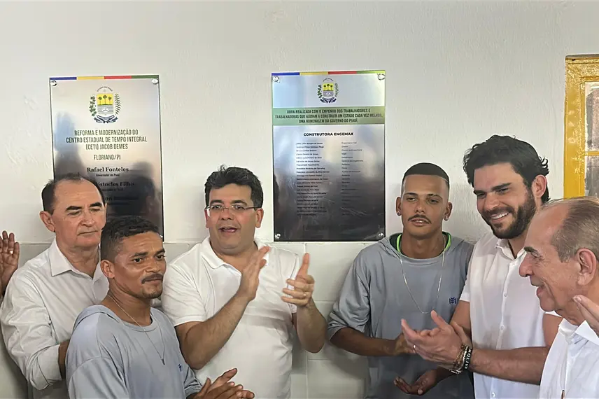 Governador entrega reforma do CETI Jacob Demes em Floriano com investimento de R$ 1,9 mi