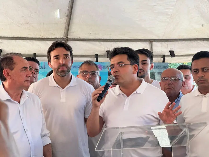 Governador entrega reforma do CETI Jacob Demes em Floriano com investimento de R$ 1,9 mi