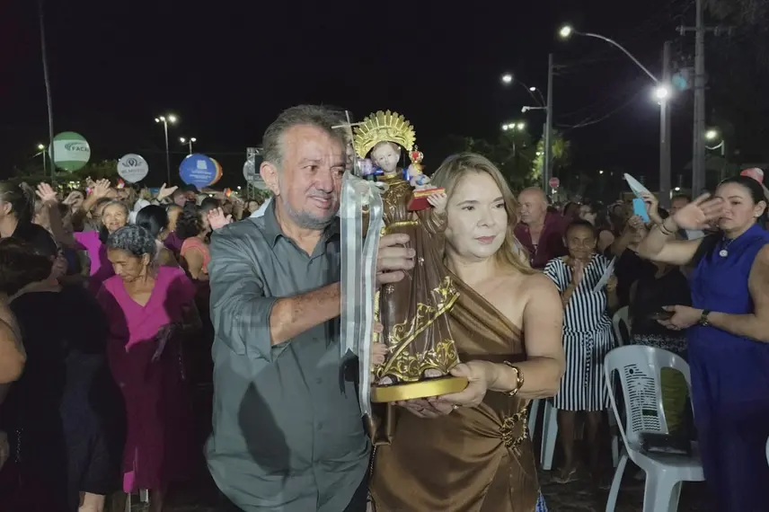 Governador participa da 9ª noite dos festejos de Santo Antônio em Campo Maior