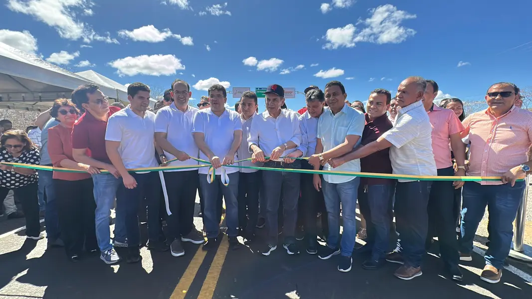 Governo do Piauí leva obras e saúde digital a São José do Peixe