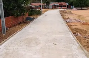 Localidade Marrecas recebe mais de 3.500 metros de calçamento em Colônia do Piauí (Foto: Reprodução)