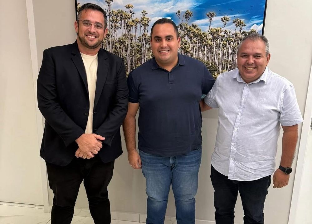 Morro do Chapéu: prefeito se reúne com deputado Georgiano em busca de novos projetos