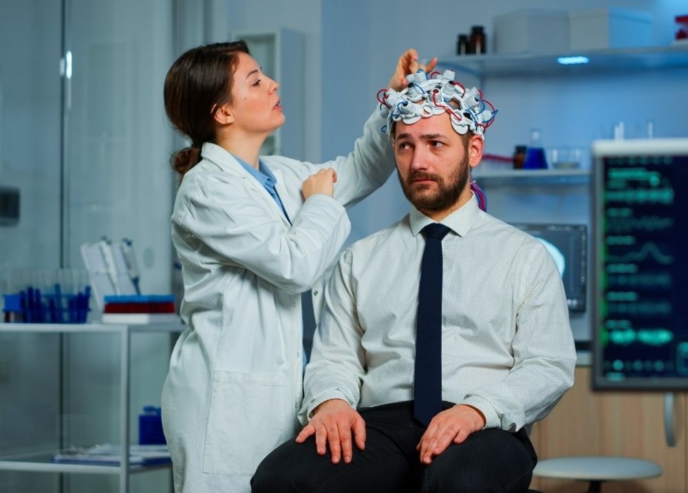 Neurologista alerta que traumas na cabeça exigem atenção