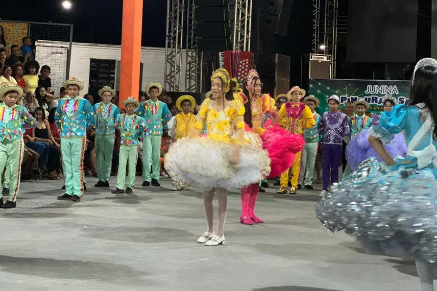 Parnarama encerra Arraiá do Mexe-Mexe com 40 anos de tradição e cultura