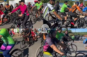 Prefeito Everardo Araújo participa do 13º Passeio Ciclístico de Curralinhos (Foto: Reprodução)