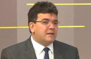 Rafael Fonteles anuncia intercâmbio para estudantes em seis países (Foto: Reprodução/TV Clube)