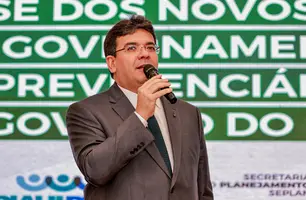 Rafael Fonteles anuncia novos concursos para oxigenar o serviço público do Piauí (Foto: Reprodução/Governo do Piauí)