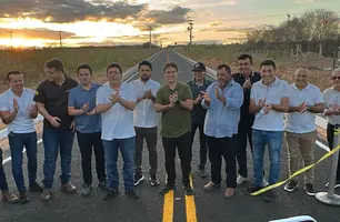 Rafael Fonteles vistoria e inaugura obras de asfaltamento em Belém do Piauí (Foto: Conecta Piauí)