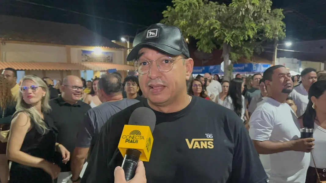 Terceira noite do Festinal de Inverno de Pedro II reúne artistas, alegria e turismo