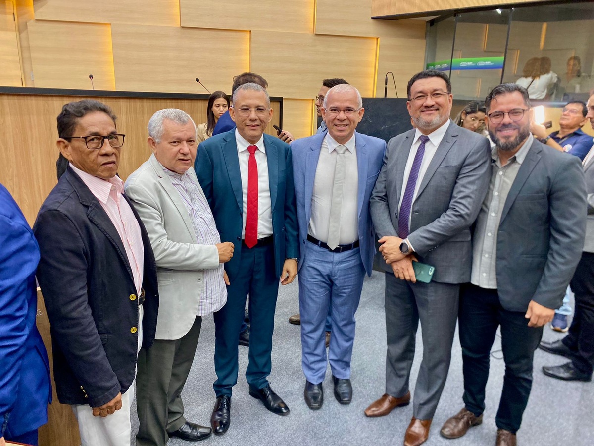 Tiago Vasconcelos valoriza atuação dos pastores durante solenidade na Alepi