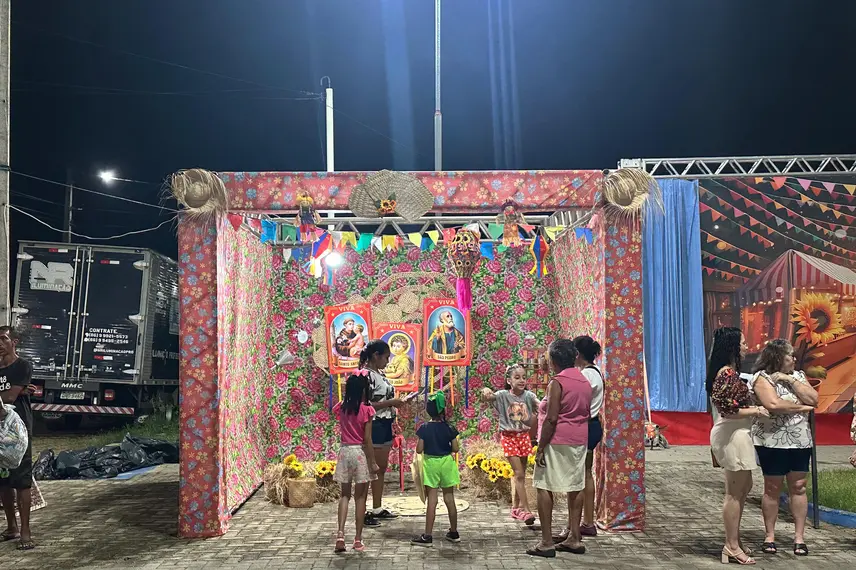 Caxingó encerra tradicional Arraiá do Povo com muita cultura e grande show musical