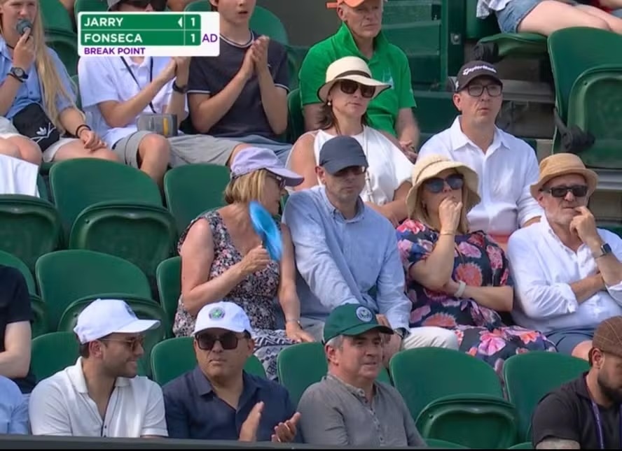 Ciro Nogueira vai a Wimbledon enquanto cumpre 'missão oficial' em Portugal