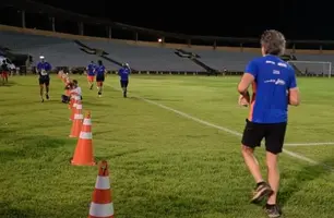 Com apoio de Evaldo Gomes, Albertão recebe o Cross Urbano CAIXA (Foto: Reprodução)