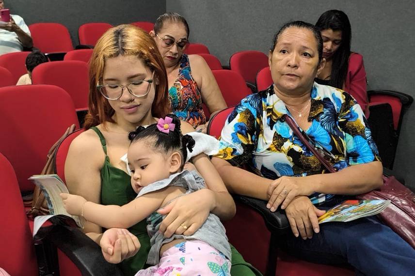 Com foco na luta das quebradeiras de coco, documentário Babaçu Livre é lançado Com foco na luta das quebradeiras de coco, documentário Babaçu Livre é lançado