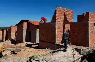 Construção de 30 novas casas no Conjunto Bernardo Rêgo avança em Esperantina (Foto: Reprodução)