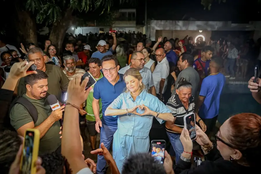 Deputada é homenageada por sua dedicação ao povo parnaibano e piauiense