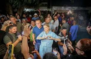 Deputada é homenageada por sua dedicação ao povo parnaibano e piauiense (Foto: Reprodução)