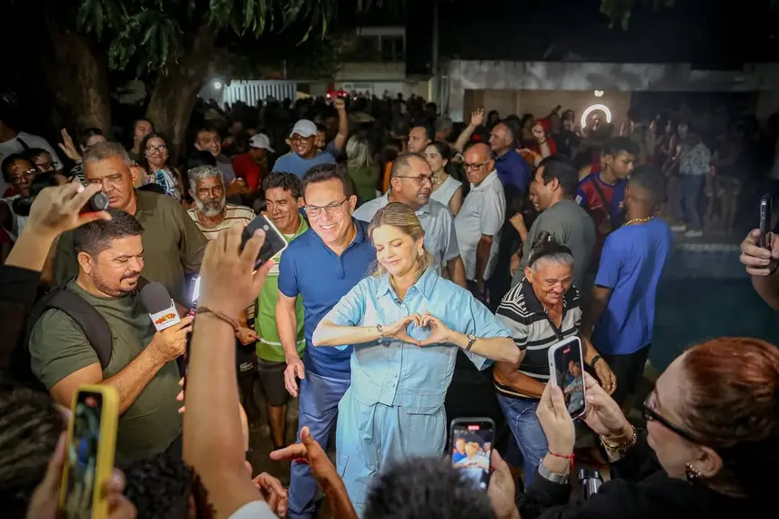 Deputada é homenageada por sua dedicação ao povo parnaibano e piauiense